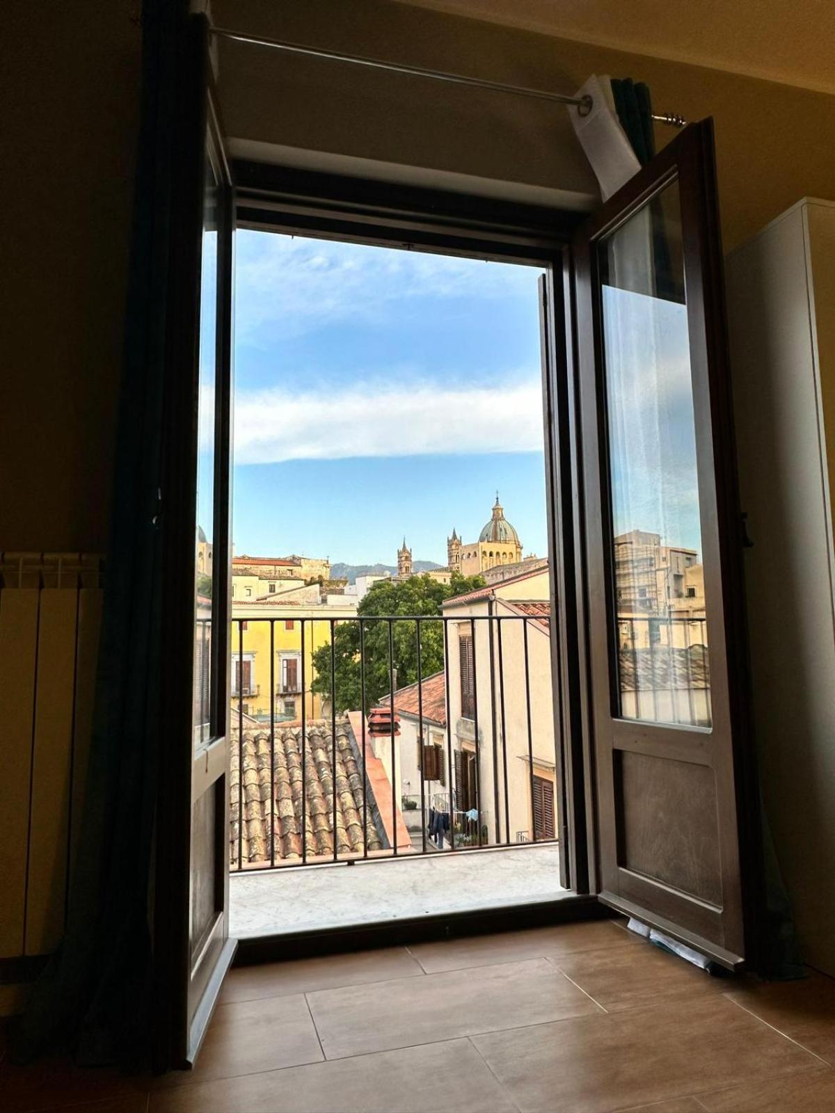 Centrumassimo Apartment Palermo Esterno foto